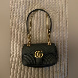 Gucci Marmont Mini Shoulder Bag in Black